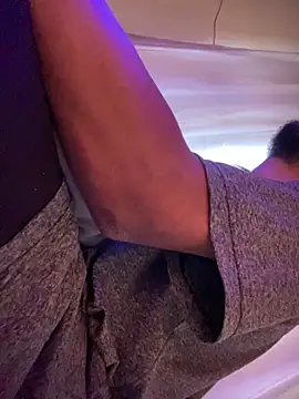 Mineirinho043 online show from 04/16/26, 04:52