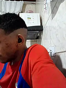 Snapshot of Mineirinho043 chatting on 03/18/25, 02:51 Mineirinho043 online show from 03/18/25, 02:51