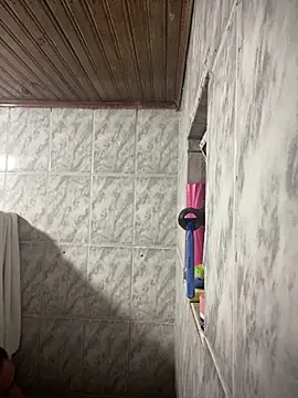 Mineirinho043 online show from 02/18/26, 12:08