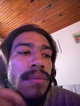 Mineirinho043 online show from 02/05/26, 03:52