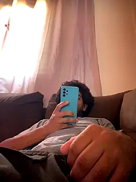 Mineirinho043 online show from 11/12/25, 01:26