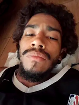 Mineirinho043 online show from 12/05/25, 06:28