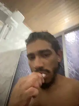 Mineirinho043 online show from 11/25/25, 04:24