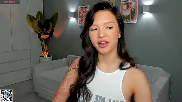 RikoAsada online show from 11/14/25, 07:12