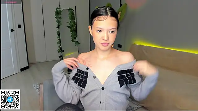 RikoAsada online show from 04/15/26, 06:52