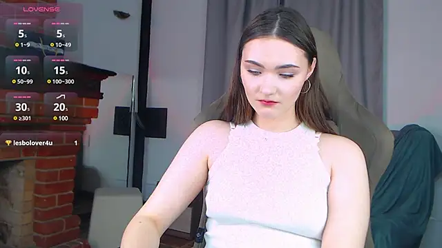 Kira Jin online show from 02/11/25, 11:53