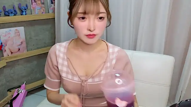 mimitan4545 online show from 11/14/25, 12:09