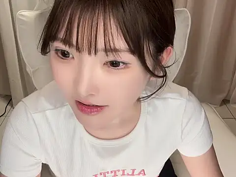 mimitan4545 online show from 02/04/25, 12:22