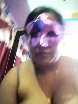 neha007-K online show from 11/28/25, 07:47