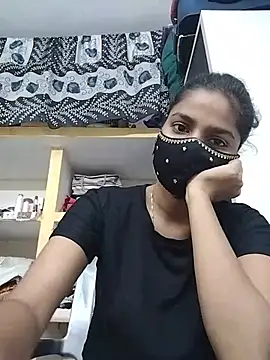 fuungirl38 online show from 07/12/26, 08:48