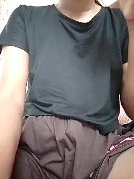 fuungirl38 online show from 11/22/25, 09:08