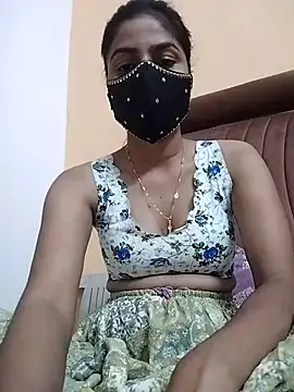 Snapshot of fuungirl38 chatting on 04/19/26, 04:30 fuungirl38 online show from 04/19/26, 04:30