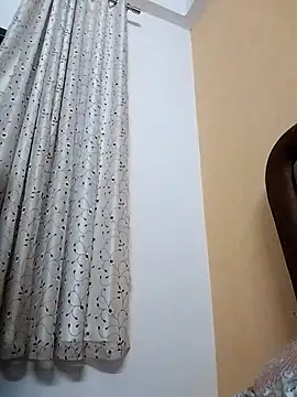 fuungirl38 online show from 12/04/25, 05:23