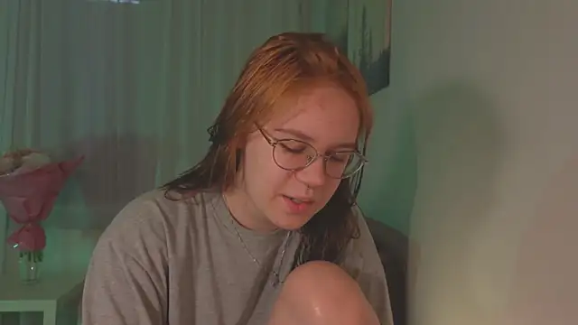 Mia Luw online show from 06/11/26, 07:49