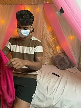 hotgirlpriya789 online show from 11/07/25, 05:28