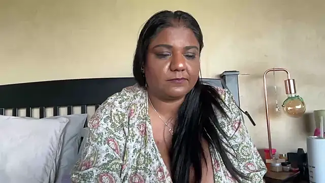 SophieStarShine online show from 09/19/25, 02:21