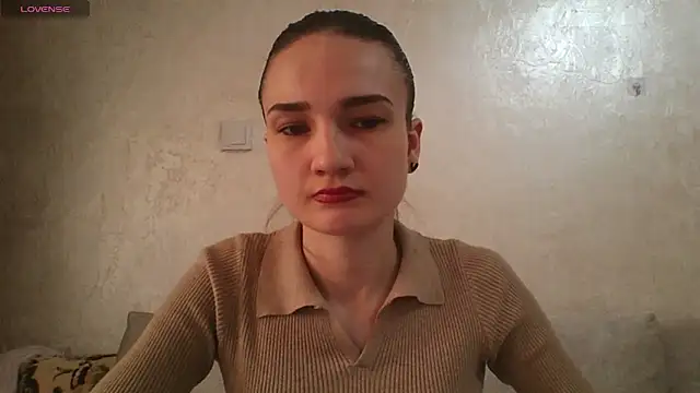 Snapshot of RoyalDessertt chatting on 03/05/25, 07:16 RoyalDessertt online show from 03/05/25, 07:16