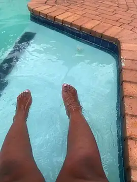 Cuddle Bear online show from 01/14/26, 07:34