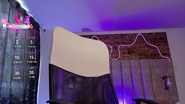 Alektra bryce online show from 11/04/25, 07:39