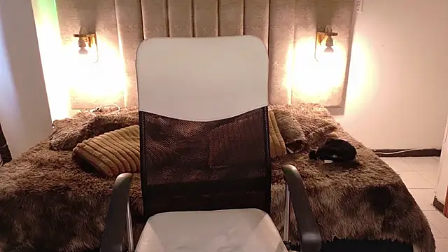 Alektra bryce online show from 09/30/25, 07:42