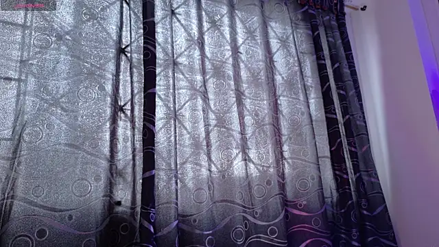 Alektra bryce online show from 10/31/25, 12:46