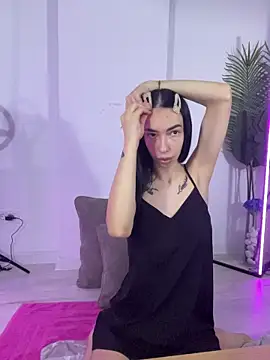 Celine Roxelle online show from 11/10/25, 05:45