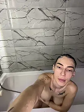 Celine Roxelle online show from 11/20/25, 06:08