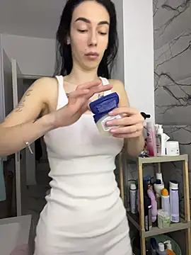 Celine Roxelle online show from 02/10/26, 02:05