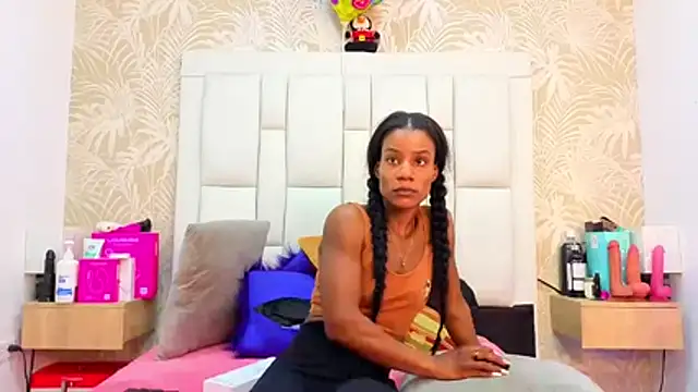 dafnnelewis online show from 04/07/26, 02:30