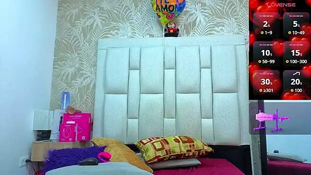 dafnnelewis online show from 03/28/26, 11:11