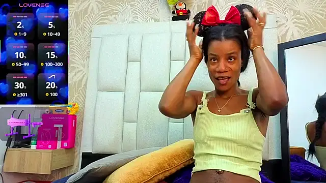 dafnnelewis online show from 04/13/26, 11:25