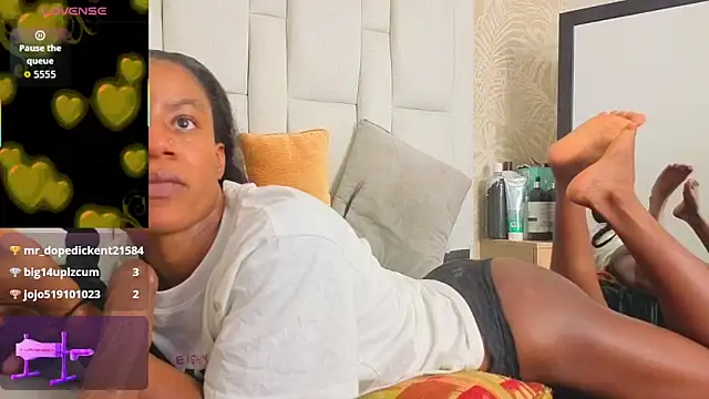dafnnelewis online show from 05/11/26, 04:04