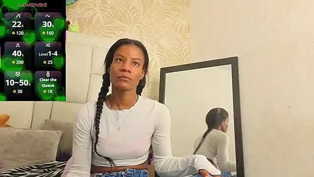 dafnnelewis online show from 05/26/26, 11:08