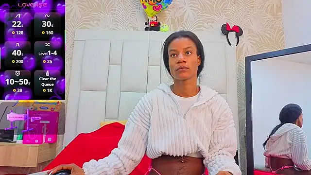 dafnnelewis online show from 04/16/26, 11:44