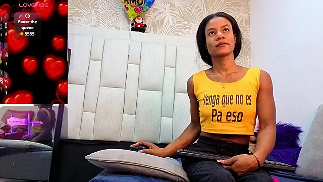 dafnnelewis online show from 03/12/26, 11:14