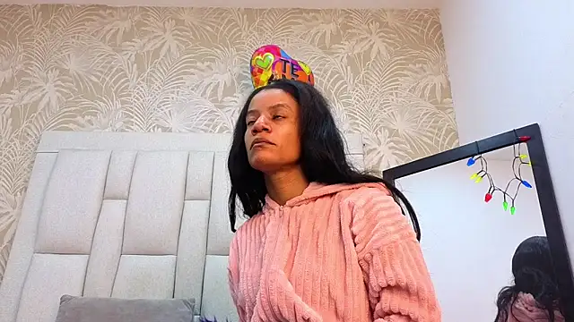 dafnnelewis online show from 02/03/26, 11:15