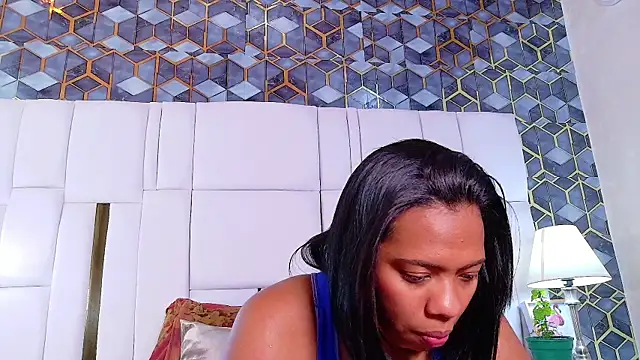 cattaleya get online show from 10/11/25, 02:07