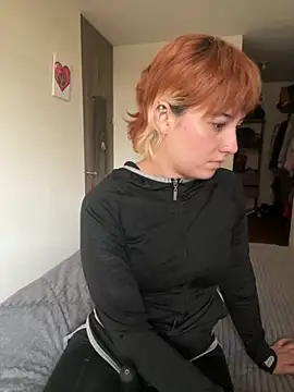 Maggie Geller online show from 10/28/25, 10:09