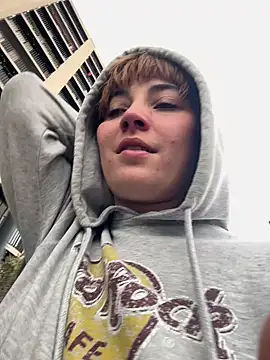 Snapshot of Maggie_Geller chatting on 02/16/26, 05:55 Maggie Geller online show from 02/16/26, 05:55