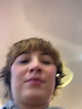 Snapshot of Maggie_Geller chatting on 03/03/26, 10:28 Maggie Geller online show from 03/03/26, 10:28