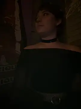 Maggie Geller online show from 11/15/25, 04:16