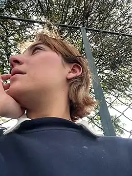 Maggie Geller online show from 12/19/25, 07:16