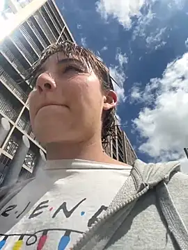 Maggie Geller online show from 11/12/25, 03:05