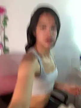 Isabella Rizzo online show from 02/28/25, 06:41