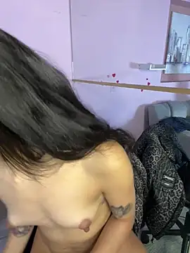 Isabella Rizzo online show from 03/04/25, 10:16