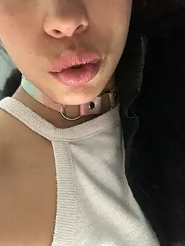 Isabella Rizzo online show from 02/26/25, 07:21