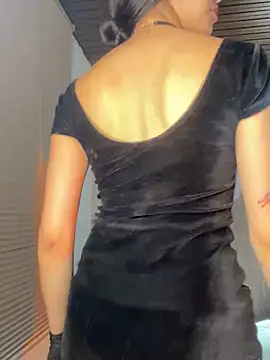 Isabella Rizzo online show from 02/07/25, 11:55