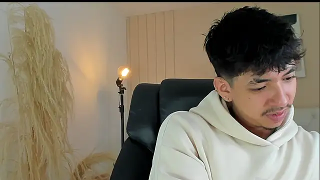 ISAAC CRYSTON online show from 11/14/25, 08:34