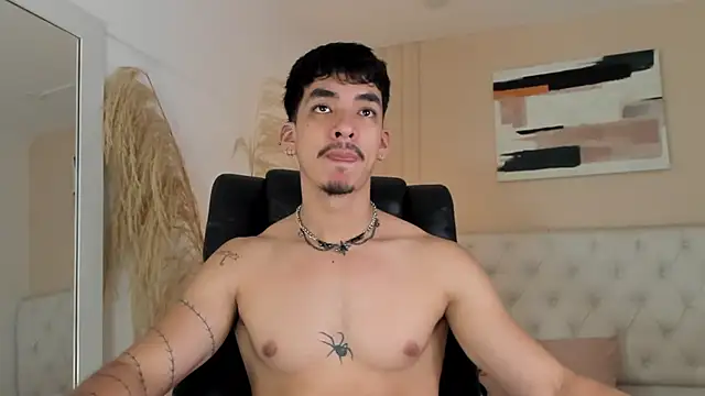 ISAAC CRYSTON online show from 01/07/26, 08:25