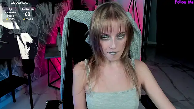 KiraMontoya online show from 10/15/25, 08:17